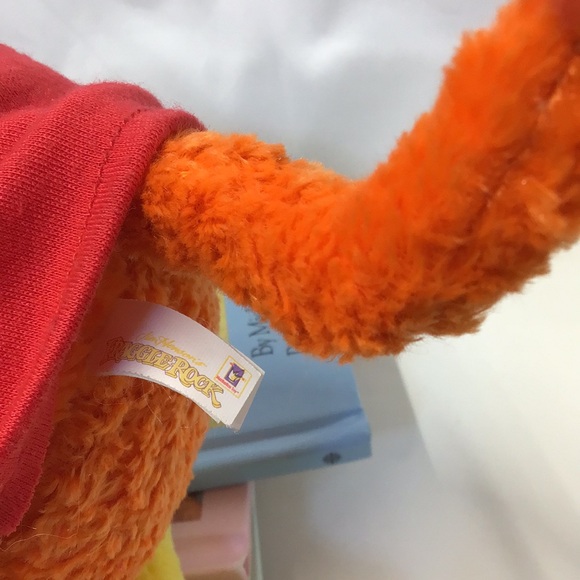 Red Fraggle & a bunch of Fraggle books vintage Fraggle Rock set collectible toys - Picture 5 of 7